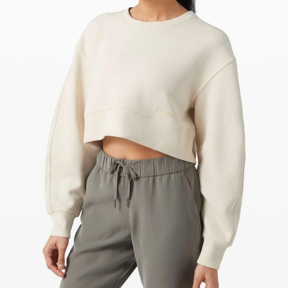 Lululemon Soft Ambitions Crop Crew